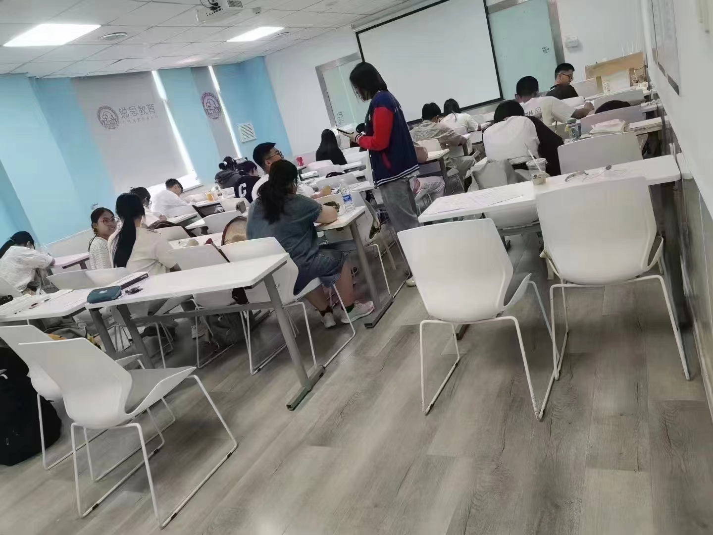 天津河东八年级辅导机构哪家好_河东锐满分初二培训机构(2)