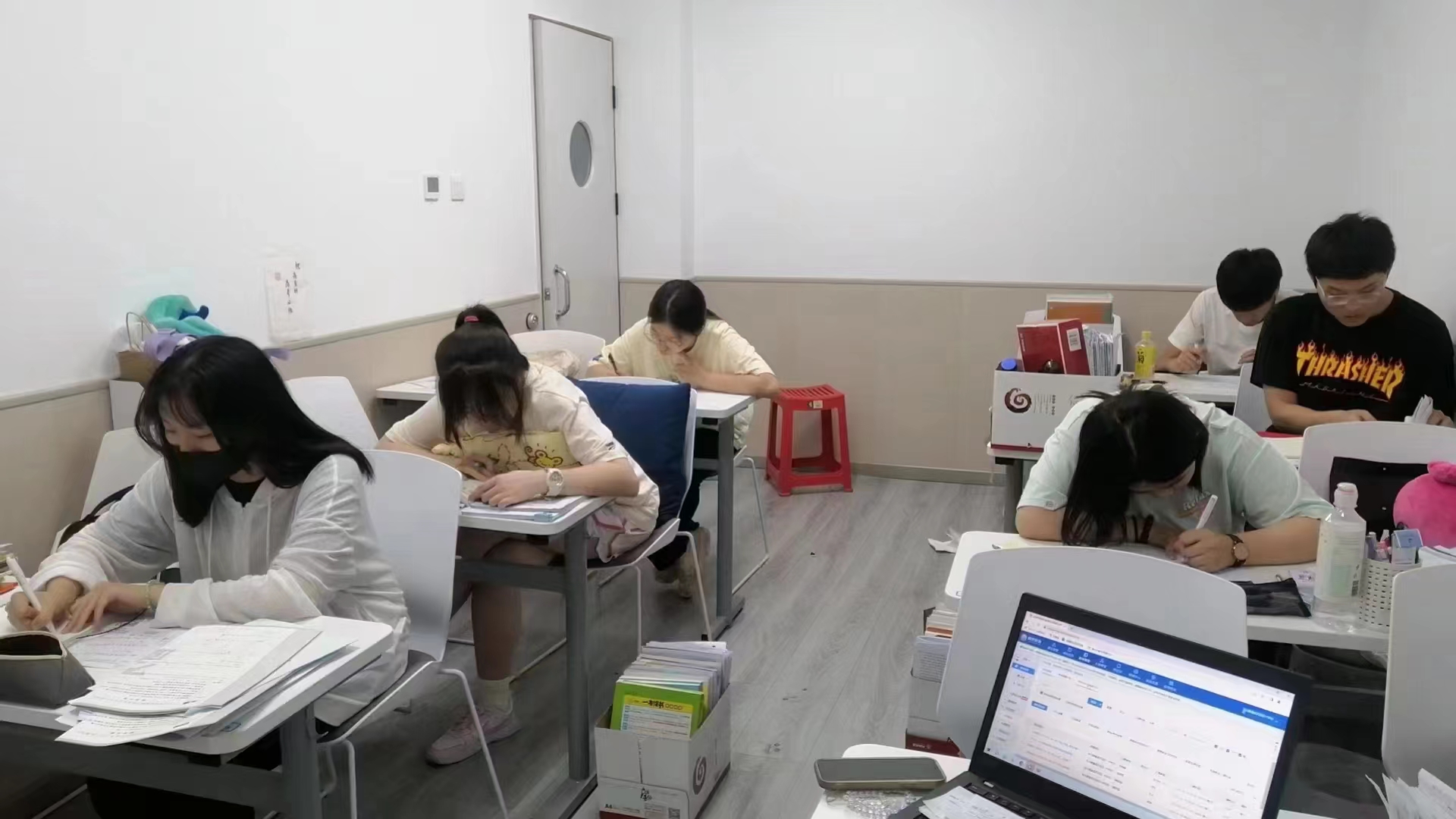 2025年青岛崂山区新高一_初升高暑期课程推荐,专业教学,巩固提升,精品小班/一对一(2)