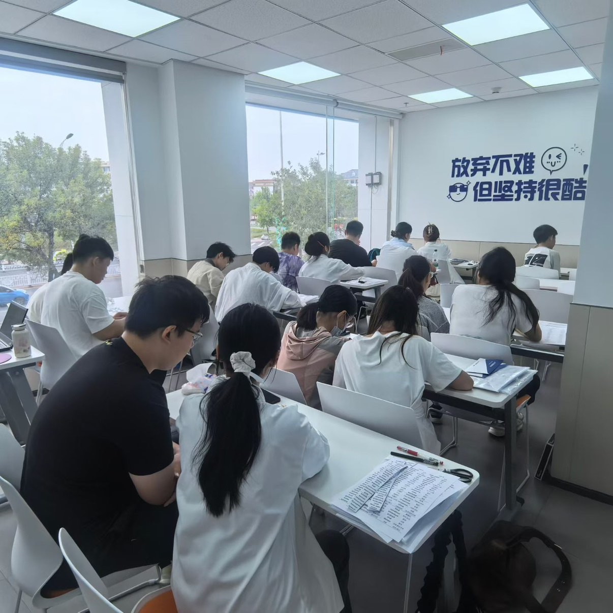 秦皇岛2026中考春季全托机构选哪家？锐满分全托闭环，护航重点高中梦(3)