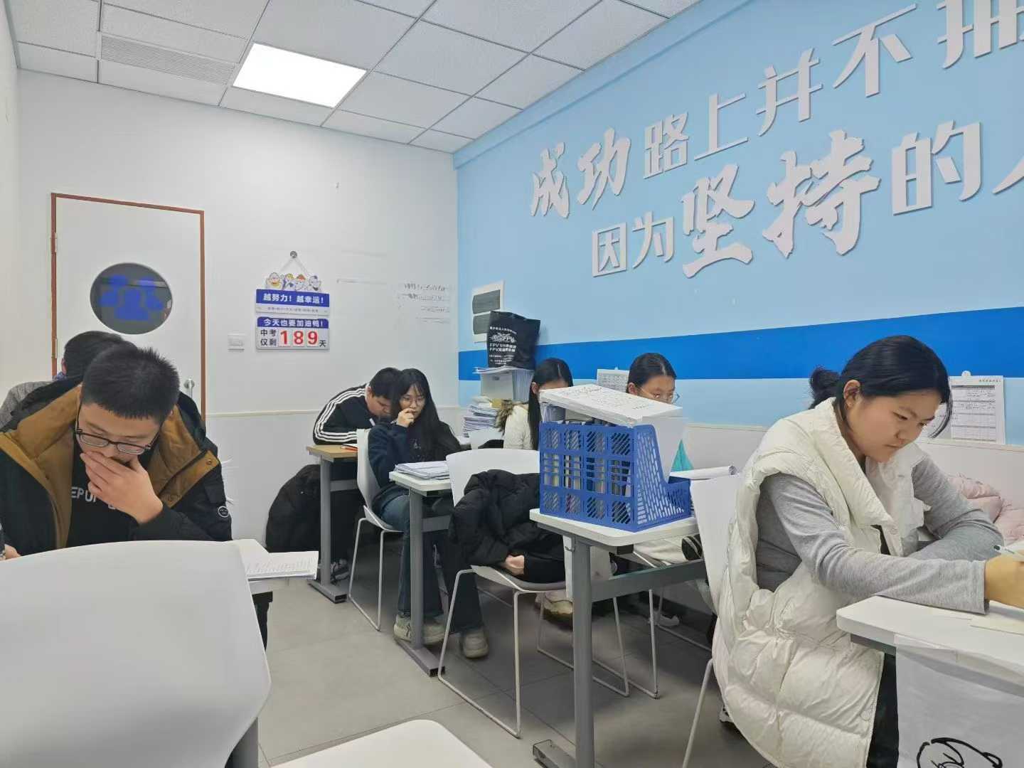 济南市初三中考冲刺班，这家机构家长们闭眼冲！(3)