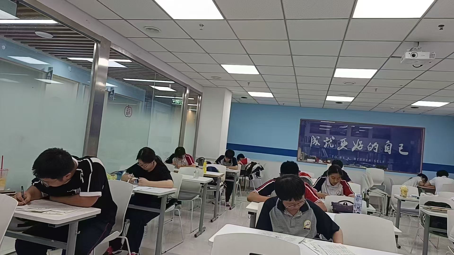 沧州锐满分教室 沧州高三单科拉分严重怎么办?沧州高三一轮复习单科短板快速补齐推荐锐满分教育,一对一补差招生(2)
